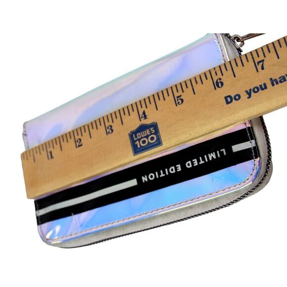LIMITED EDITION MIRROR SILVER PVC ZIPPER CLUTCH WALLET ID CARD WRISTLET PURSE - Picture 10 of 10